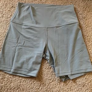 Lululemon align biker short